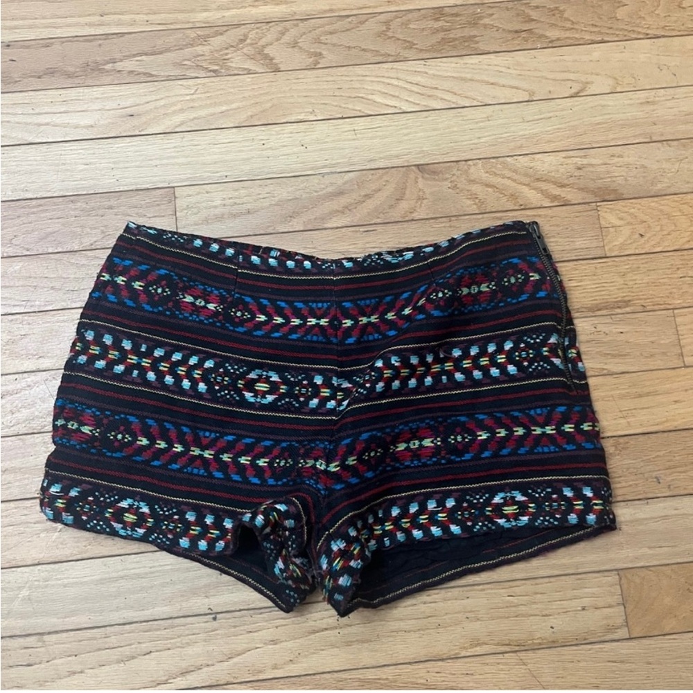 NWOT Billabong Y2K Bohemian Aztec Shorts